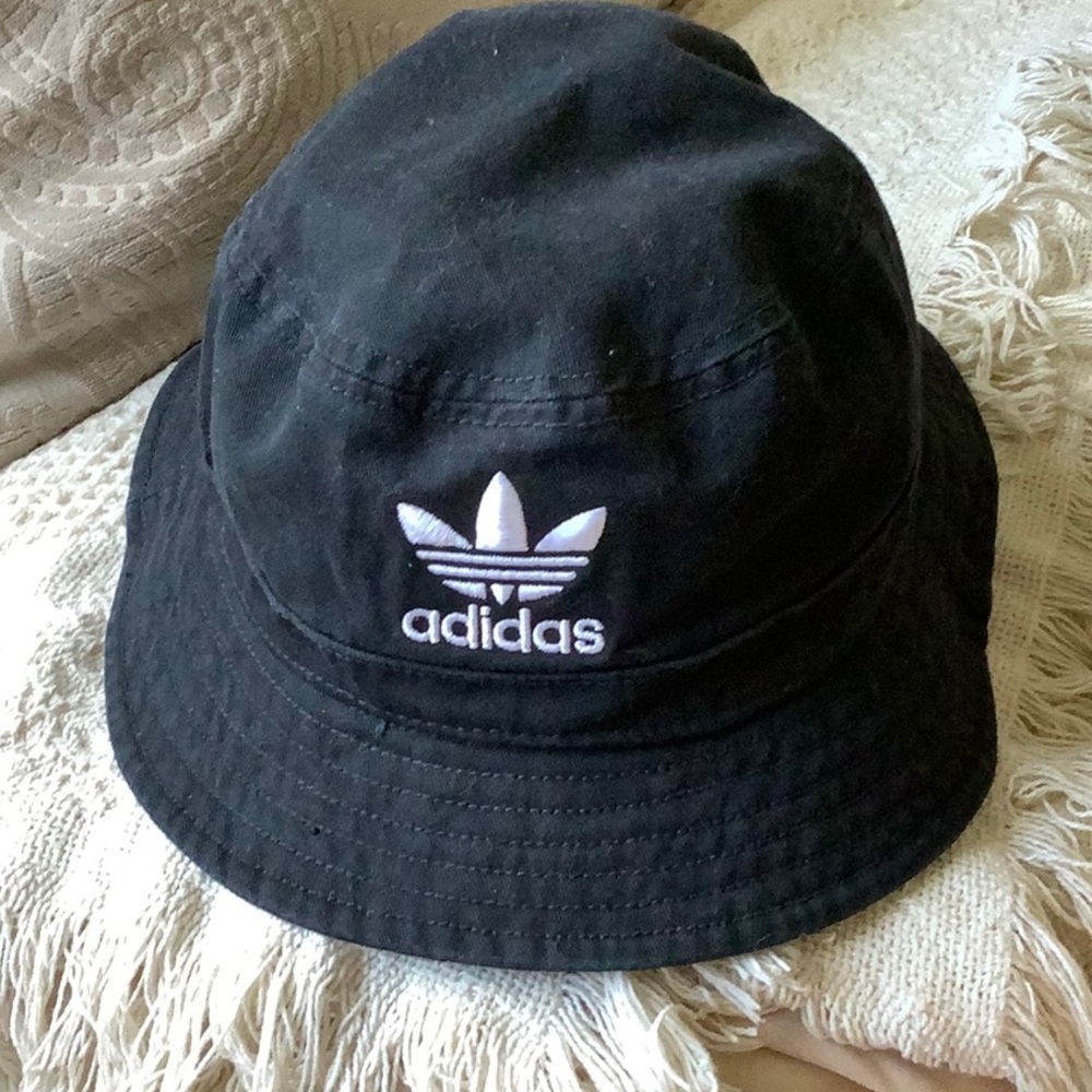 Adidas Classic Black Bucket Hat Women’s One Size